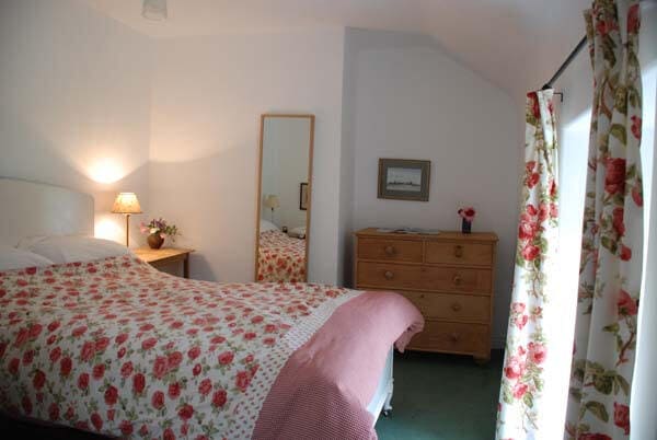 Views in, of and around Stonecrop