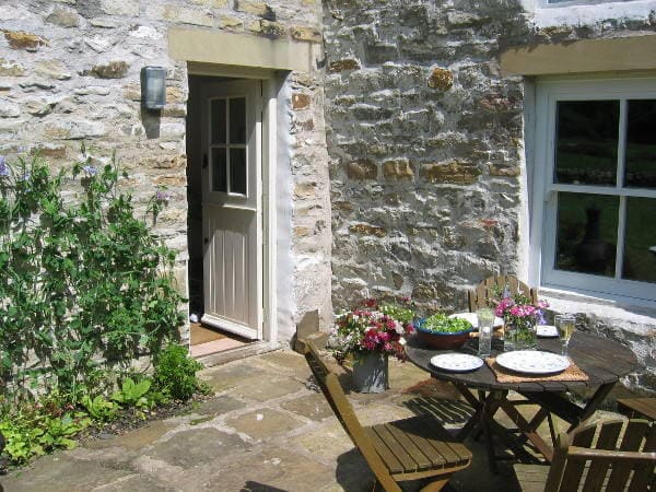 Views in, of and around Stonecrop